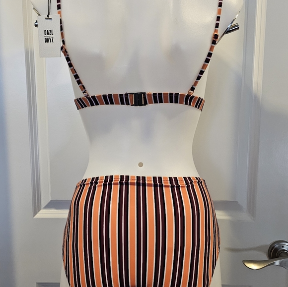 Daze Dayz SUNSET Orange Striped BIKINI SET Bralette High Waisted Bottom Medium - Picture 6 of 10